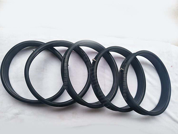 橡胶充气密封件9